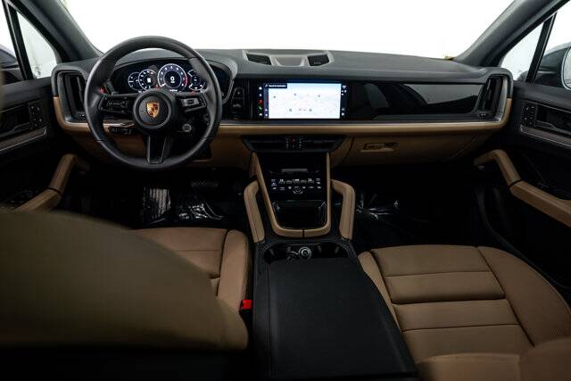 2026 Cayenne picture #12
