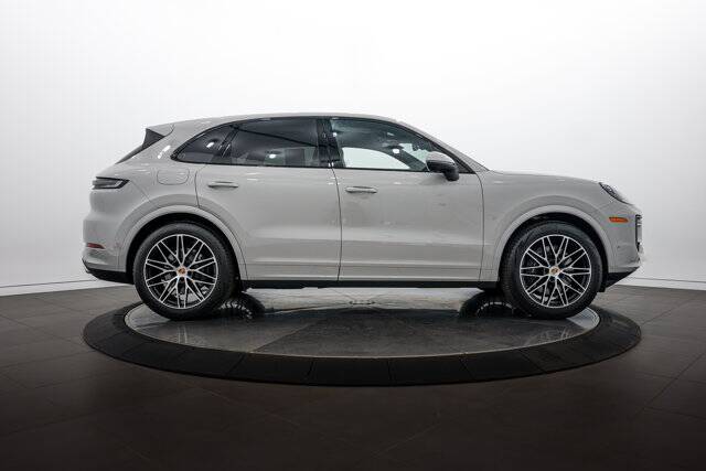 2026 Cayenne picture #8