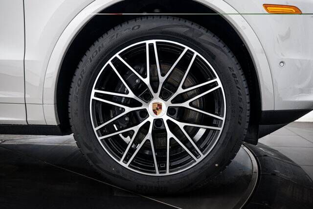 2026 Cayenne picture #12