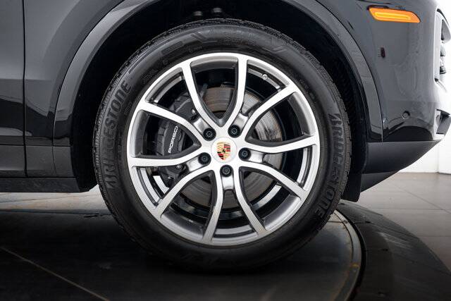 2026 Cayenne picture #11