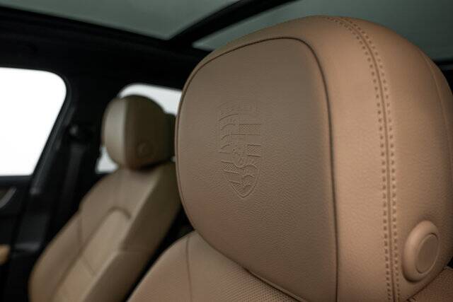 2026 Cayenne picture #15