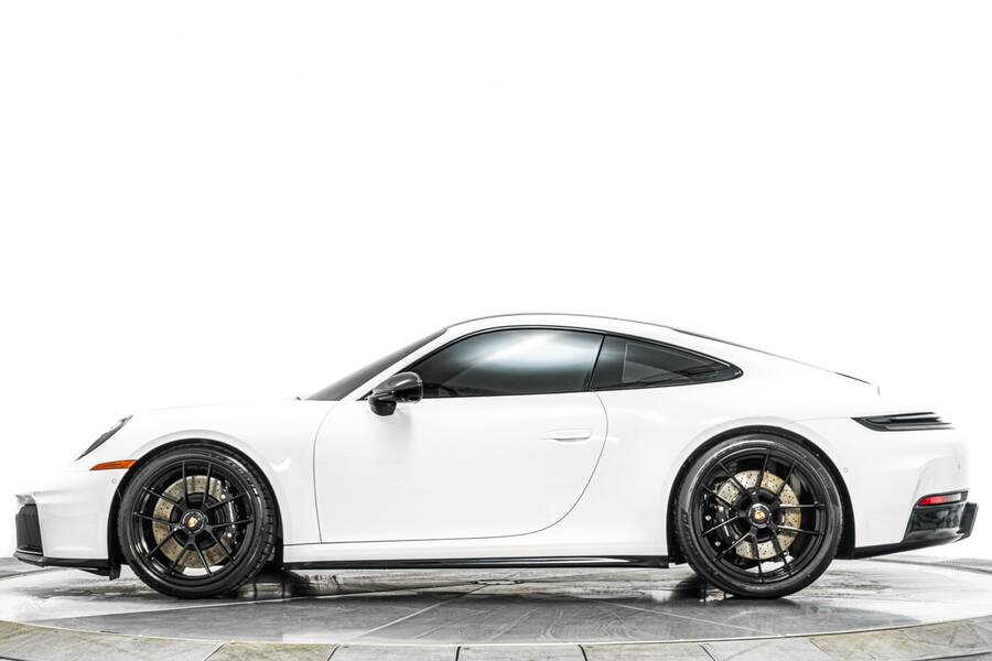 2026 911 Carrera 4 GTS -Premium Package, Gloss Black Exterior Package picture #5