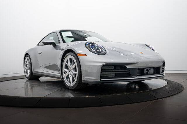 2025 911 Carrera picture #9