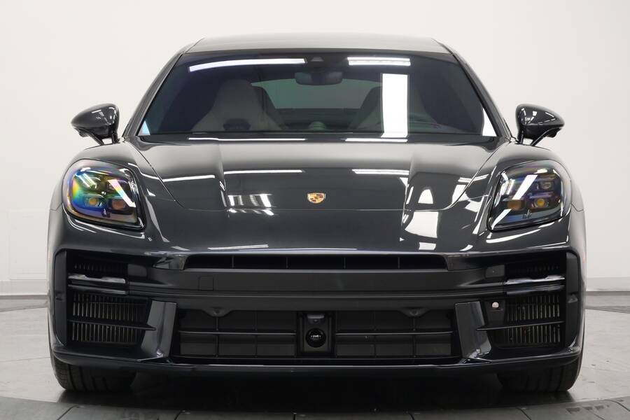 2026 Panamera GTS -Premium Package, Assistance Package picture #3