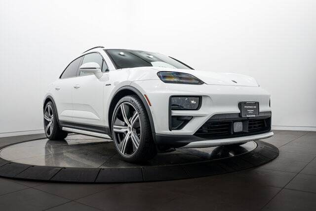 2025 Macan Electric Turbo picture #9