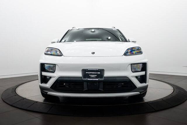 2025 Macan Electric Turbo picture #10