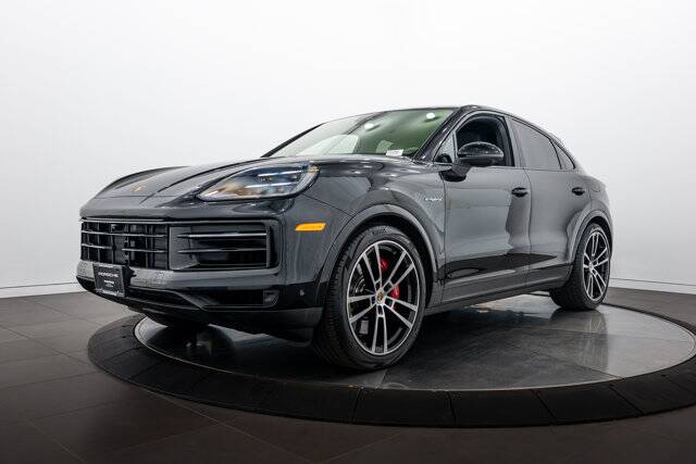 2025 Cayenne S E-Hybrid picture #1