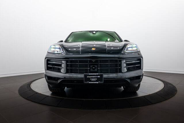 2025 Cayenne S E-Hybrid picture #10