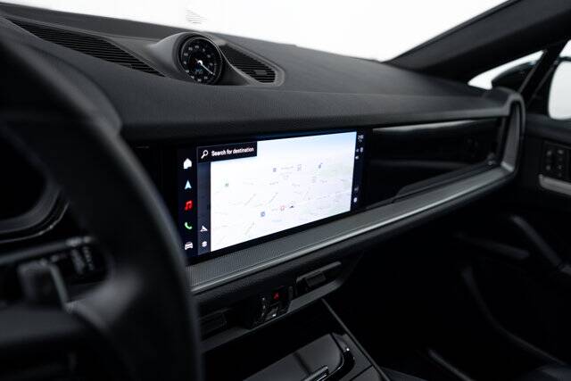 2025 Cayenne S E-Hybrid picture #15
