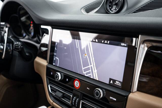 2026 Macan picture #14