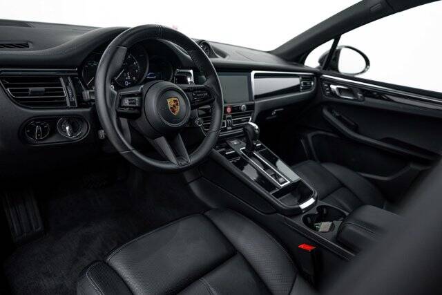 2026 Macan T picture #4