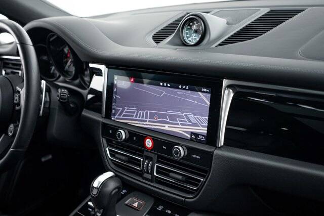 2026 Macan T picture #13