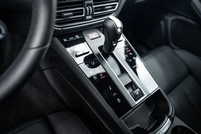 2026 Macan T picture #14