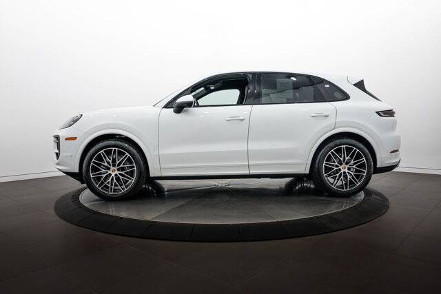 2026 Cayenne picture #2