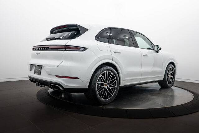 2026 Cayenne picture #7