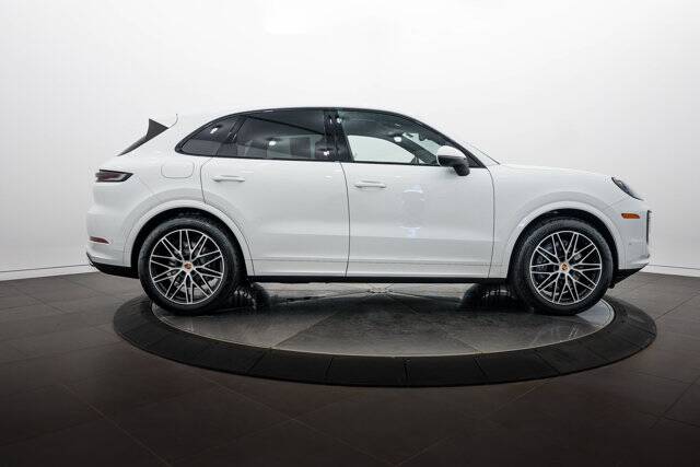 2026 Cayenne picture #8
