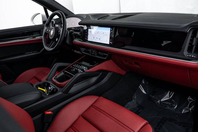 2026 Cayenne picture #12