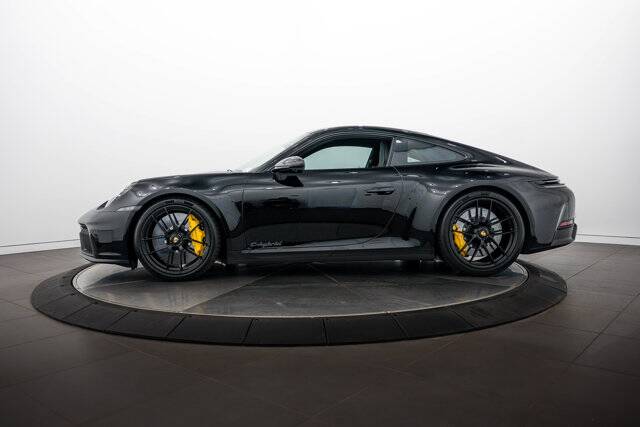2026 911 Carrera GTS picture #2