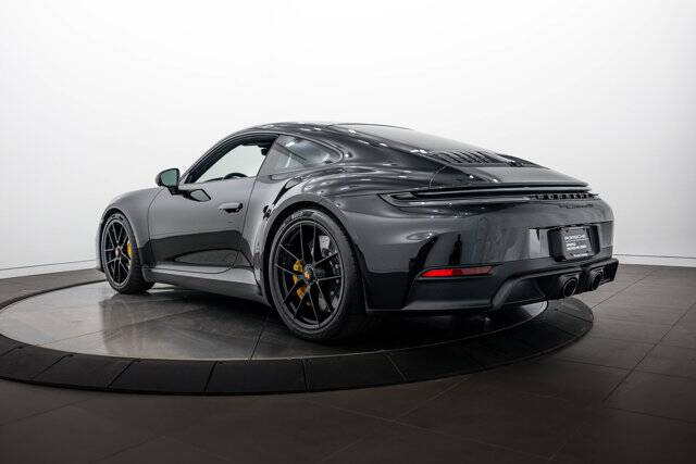 2026 911 Carrera GTS picture #3