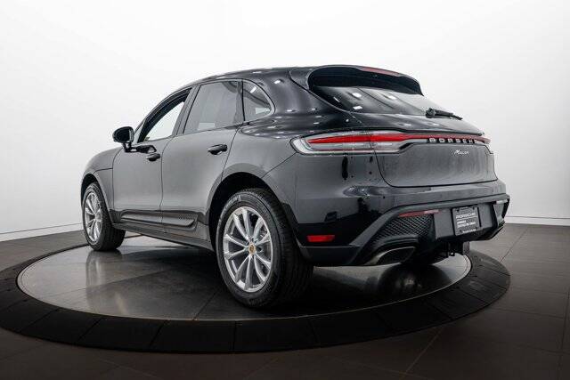 2026 Macan picture #3