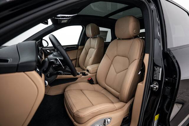 2026 Macan picture #5