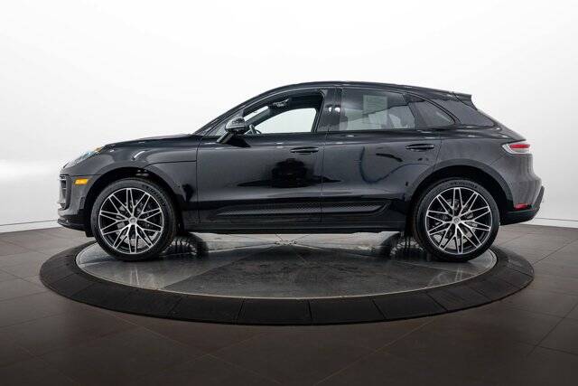 2026 Macan picture #2