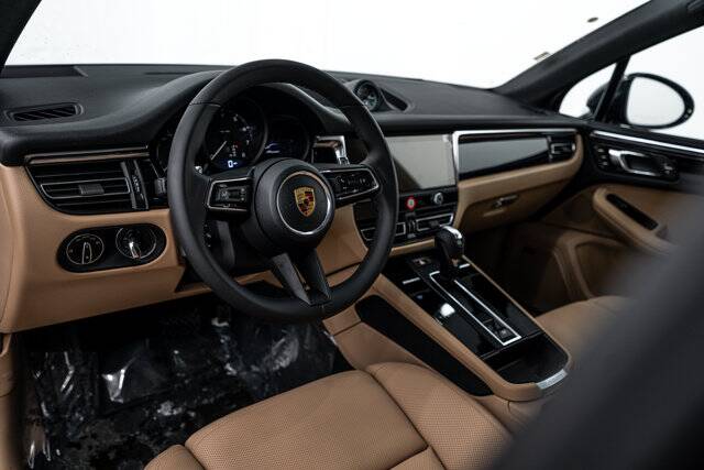 2026 Macan picture #4