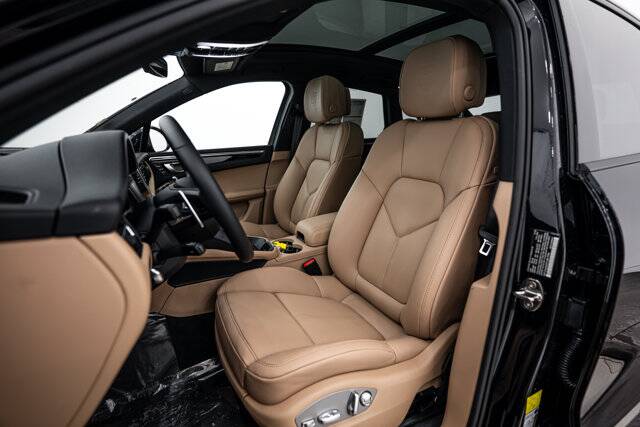 2026 Macan picture #5