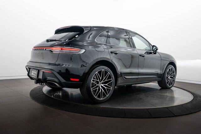2026 Macan picture #7