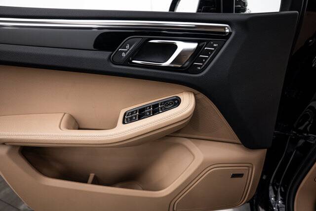 2026 Macan picture #15