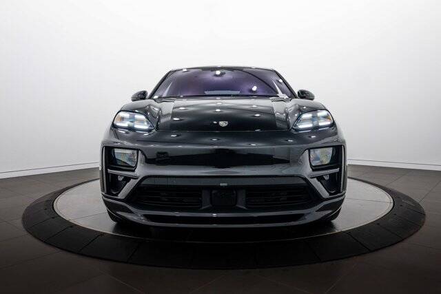 2024 Macan Electric Turbo picture #10