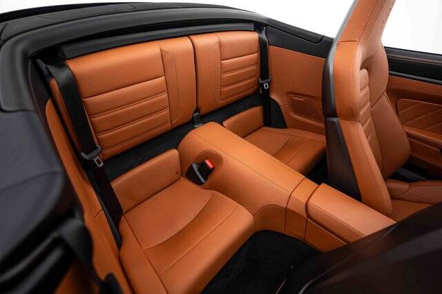 2026 911 Carrera S picture #13