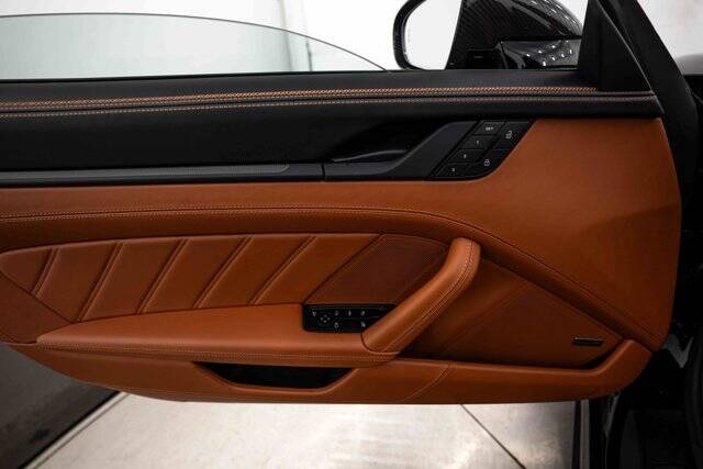 2026 911 Carrera S picture #15