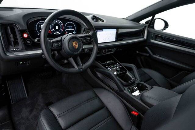 2026 Cayenne picture #4