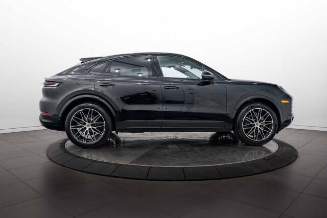 2026 Cayenne picture #8