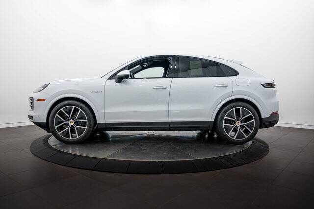 2025 Cayenne E-Hybrid Coupe picture #2