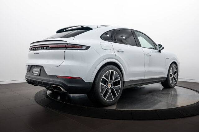 2025 Cayenne E-Hybrid Coupe picture #7