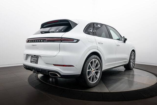 2026 Cayenne picture #7