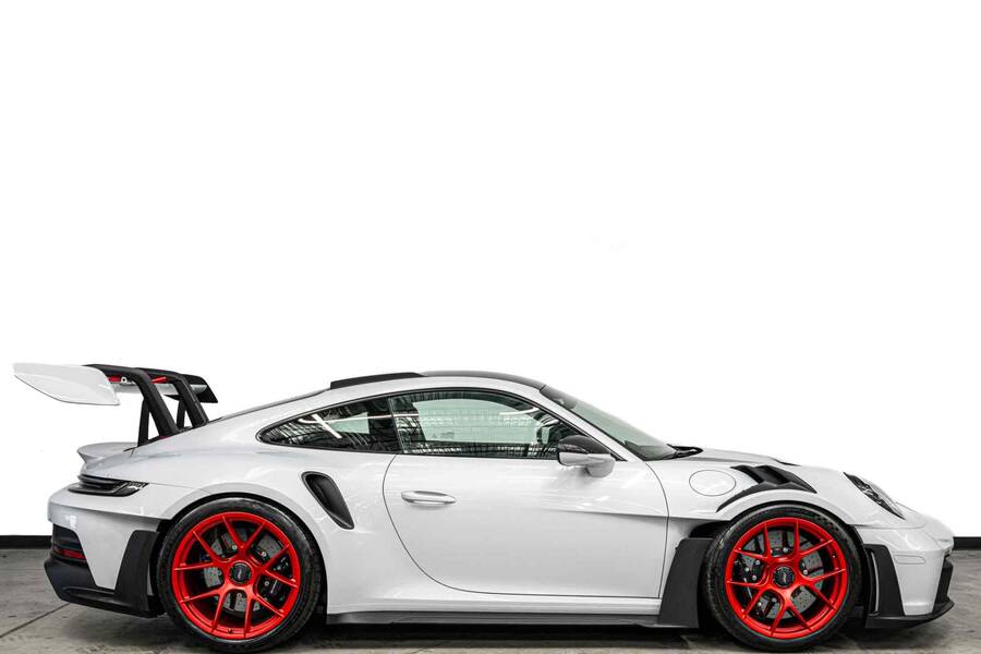 2025 911 GT3 RS -Weissach Package, Carbon Ceramic Brakes, Carbon Fiber Seats picture #1