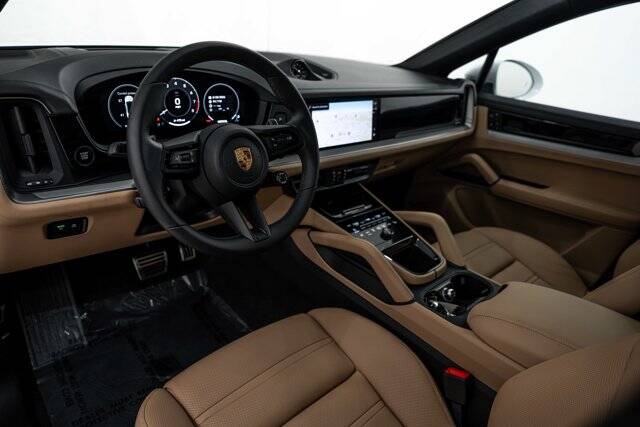 2026 Cayenne S Coupe picture #4