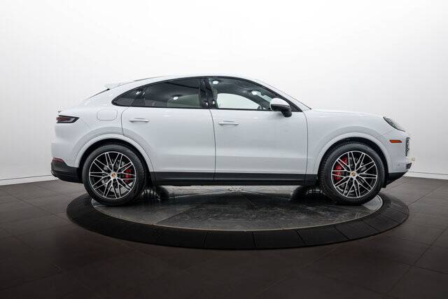 2026 Cayenne S Coupe picture #8