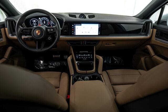 2026 Cayenne S Coupe picture #12