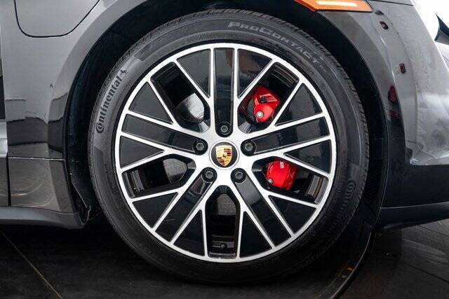 2022 Taycan 4S picture #11
