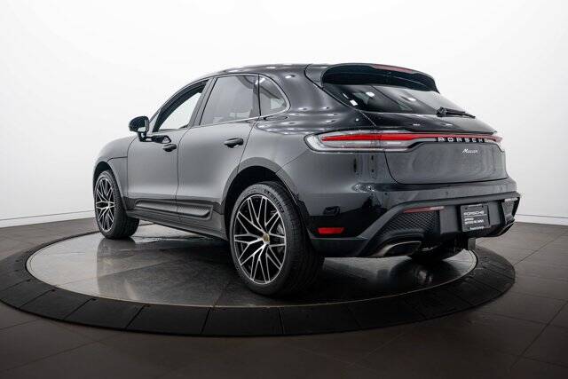 2026 Macan picture #3