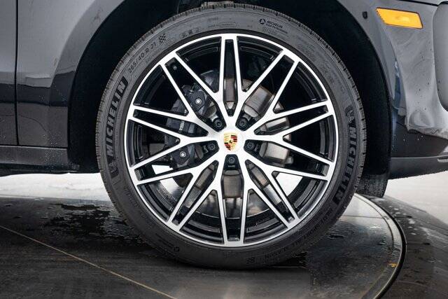 2026 Macan picture #11