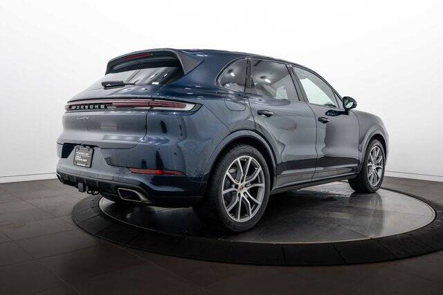 2026 Cayenne picture #7