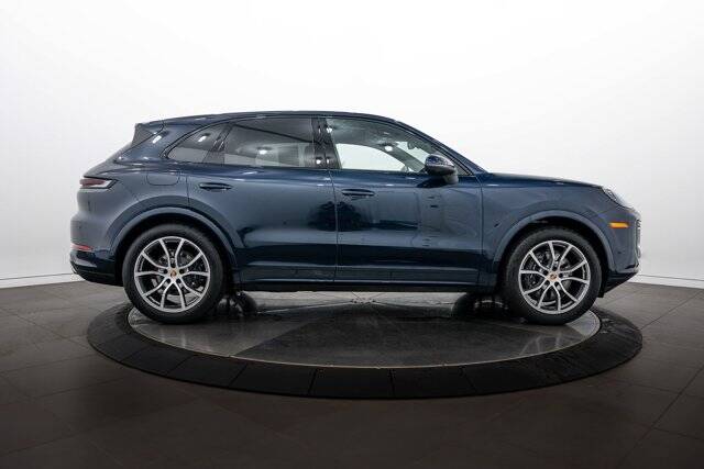 2026 Cayenne picture #8