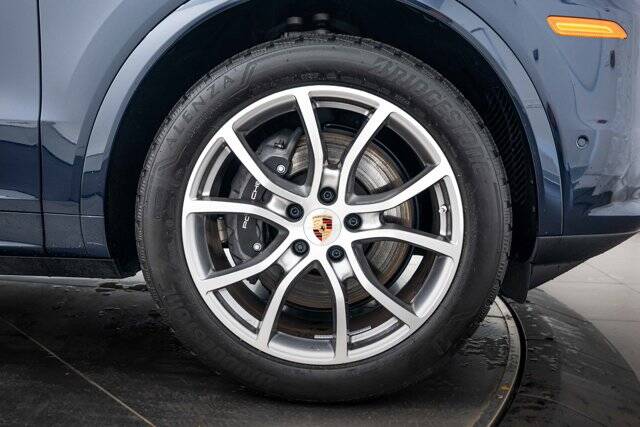 2026 Cayenne picture #11