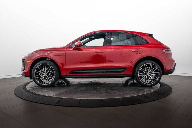 2026 Macan picture #2