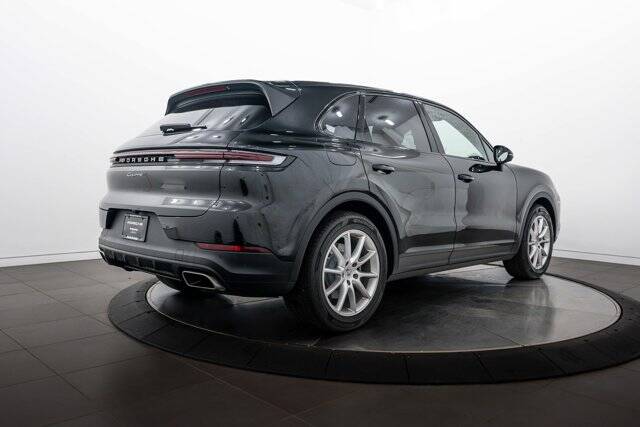 2026 Cayenne picture #7